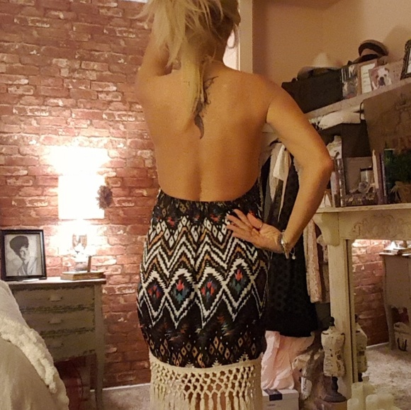 Halter Summer dress - Picture 3 of 5